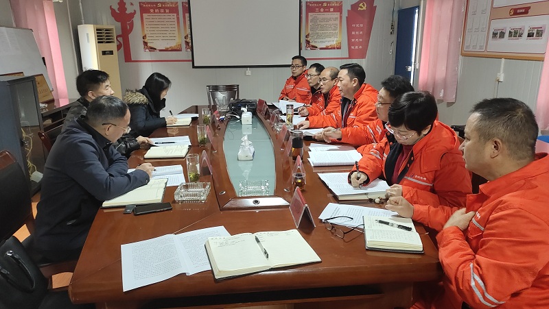 集團(tuán)公司黨委書記、董事長(zhǎng)趙震海調(diào)研指導(dǎo)摩天沖項(xiàng)目 (2).jpg