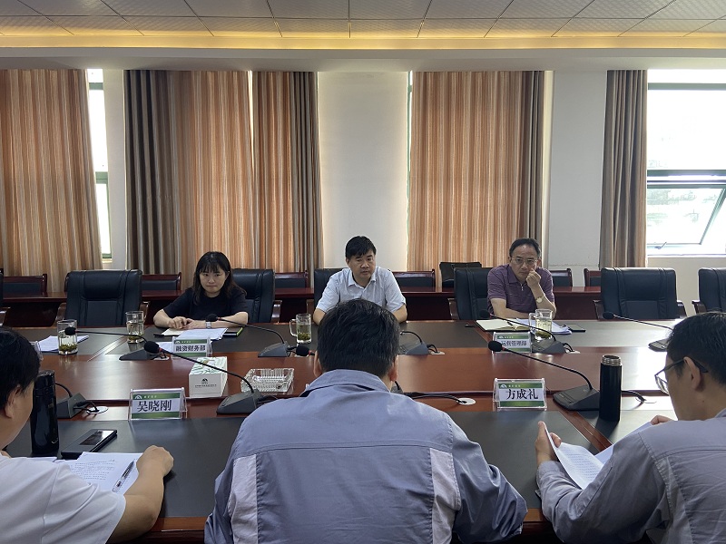 集團(tuán)公司黨委書記董事長趙震海一行到公司進(jìn)行調(diào)研2 - 副本.jpg